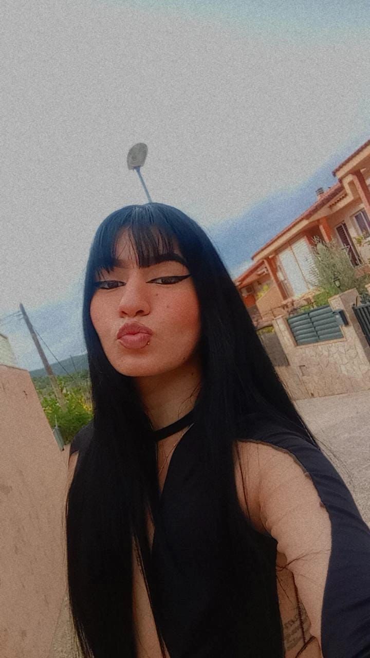 Juli Encanto y Elegancia: Tu Compañía Perfecta