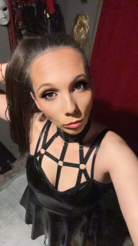 Mistress Mixary Sensual Controladora y caprichosa