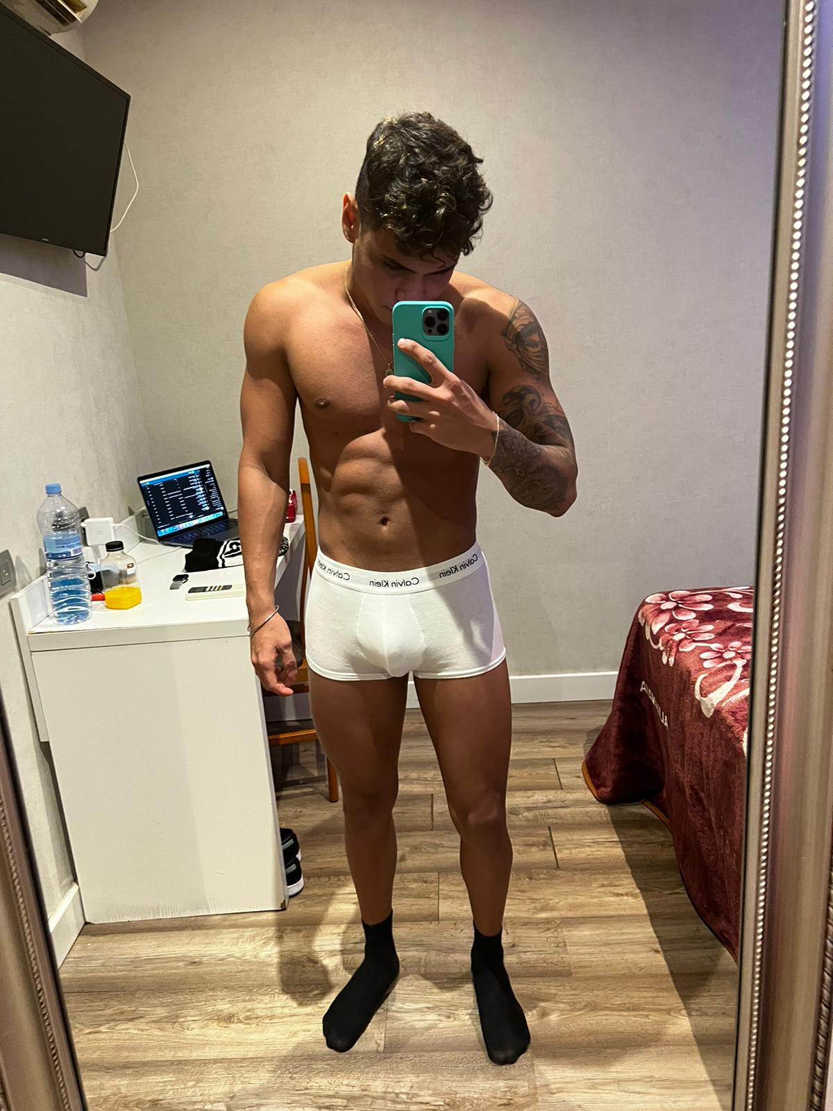 JAVIER!! ERECCIONES POTENTES Y DURADERAS! CHICO EN MARBELLA