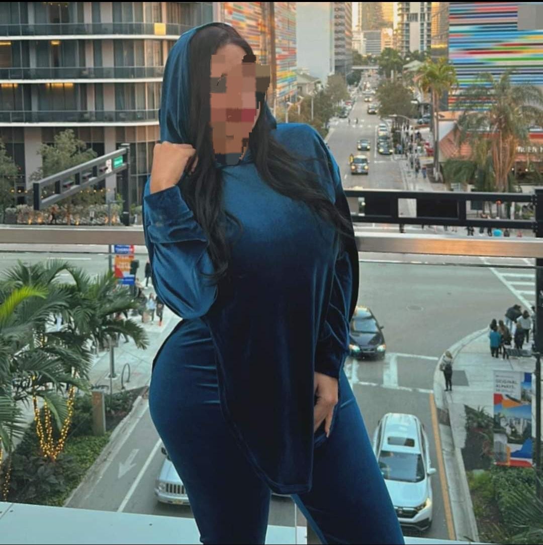 Lorena, novedad en Marbella!! latina ardiente para tus fantasías!