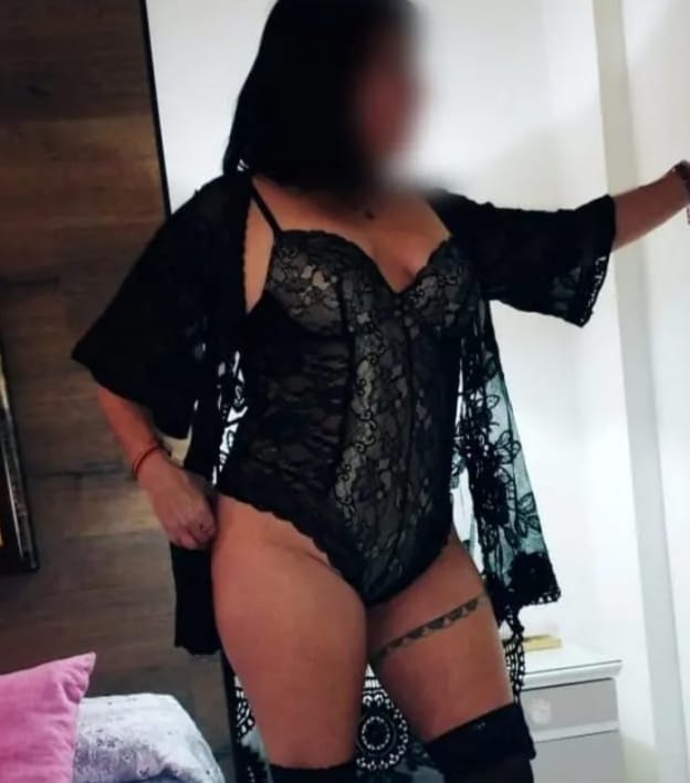 LATINA FIESTERA Y MORBOSA! PUERTO SANTA MARÍA