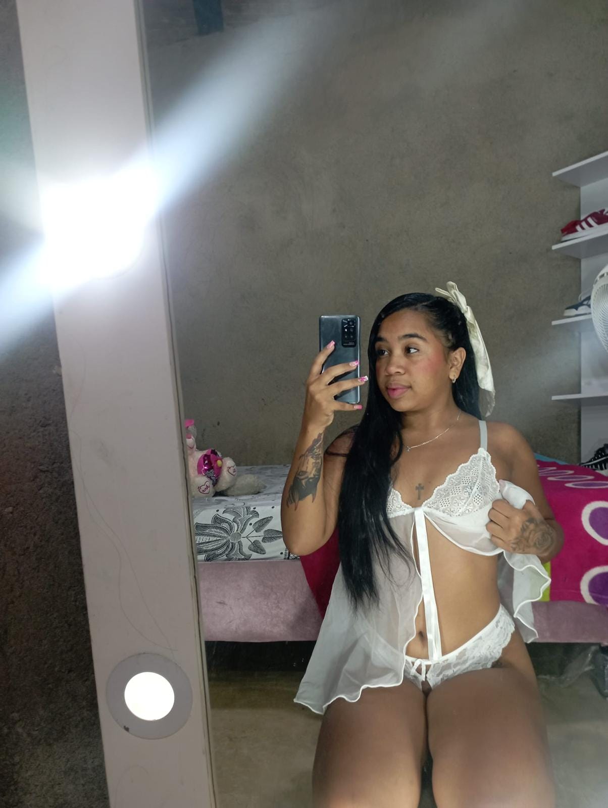 chica dulce latina recién llegada! hago de todo!salidas 24h