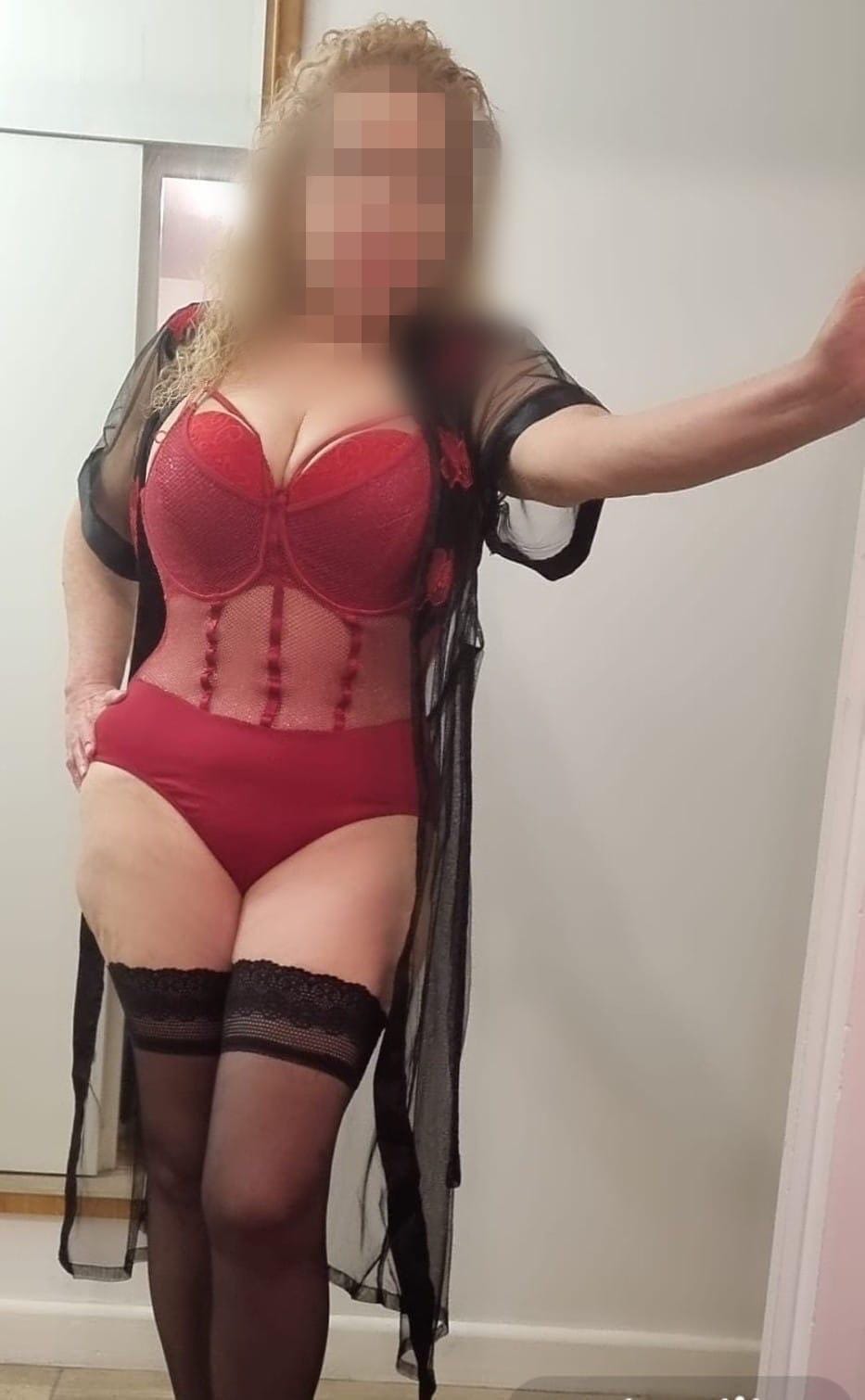 MADURITA ATREVIDA Y CON GANAS DE DISFRUTAR CONTIGO