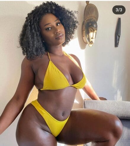 Videollamada caliente con tu linda Africana YIDA