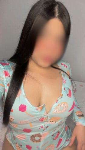 latina de curvas sensuales para pasarlo bien en Santiago de compostela