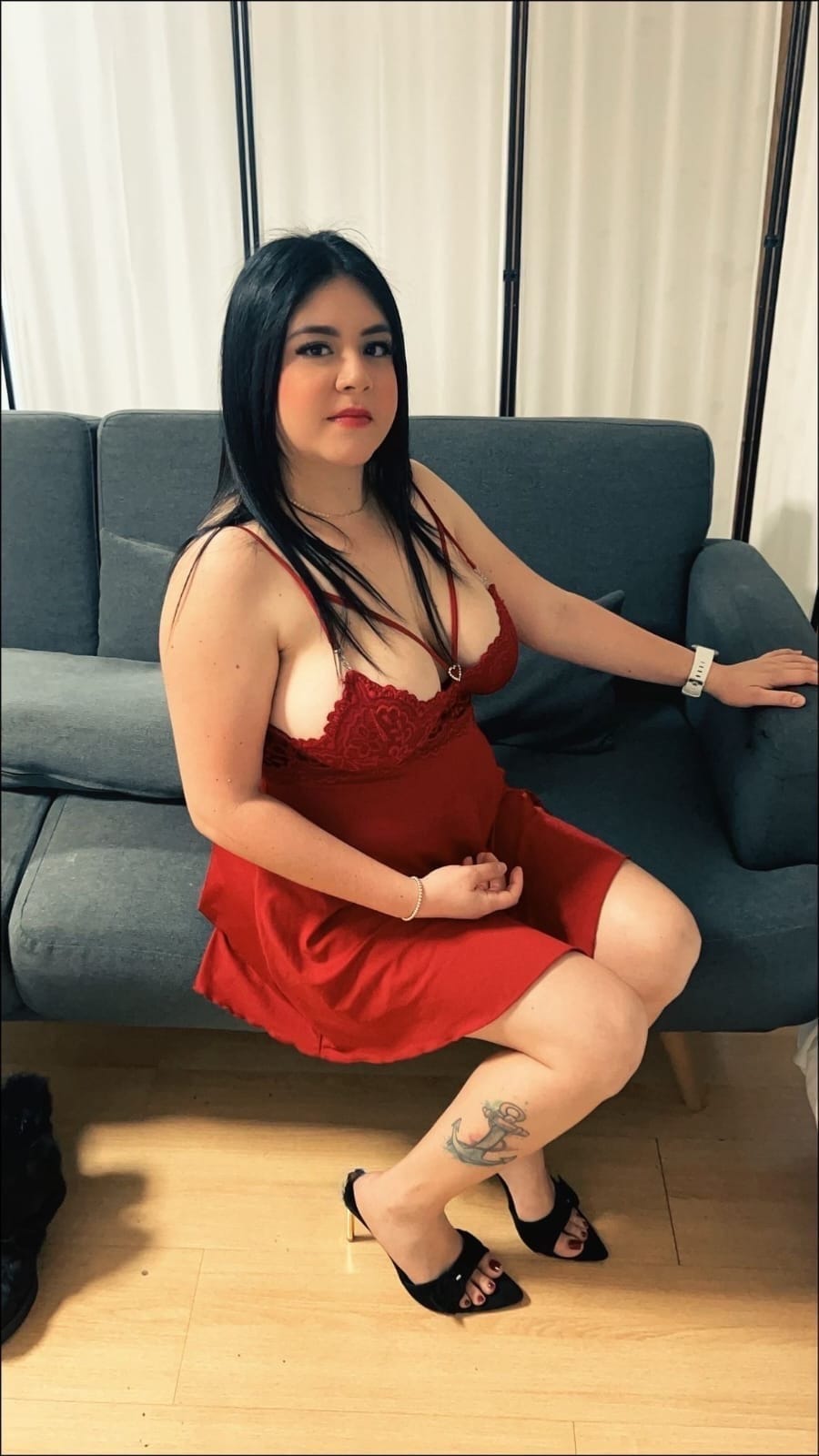 ARDIENTE Y EXHUBERANTE, LATINA EN UTRERA