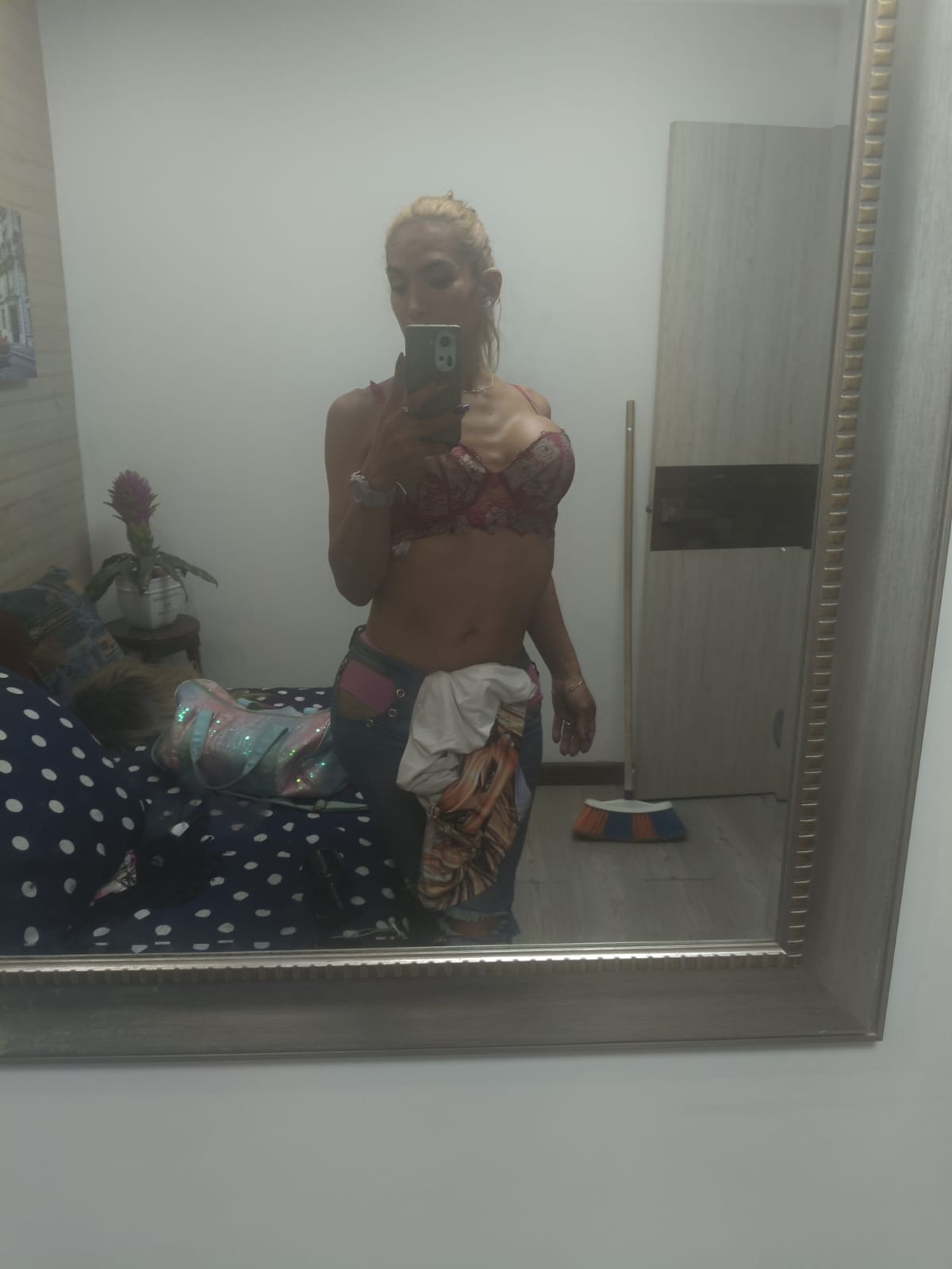 TRANS JOVENCITA Y COMPLETA EN VALLECAS! 24H