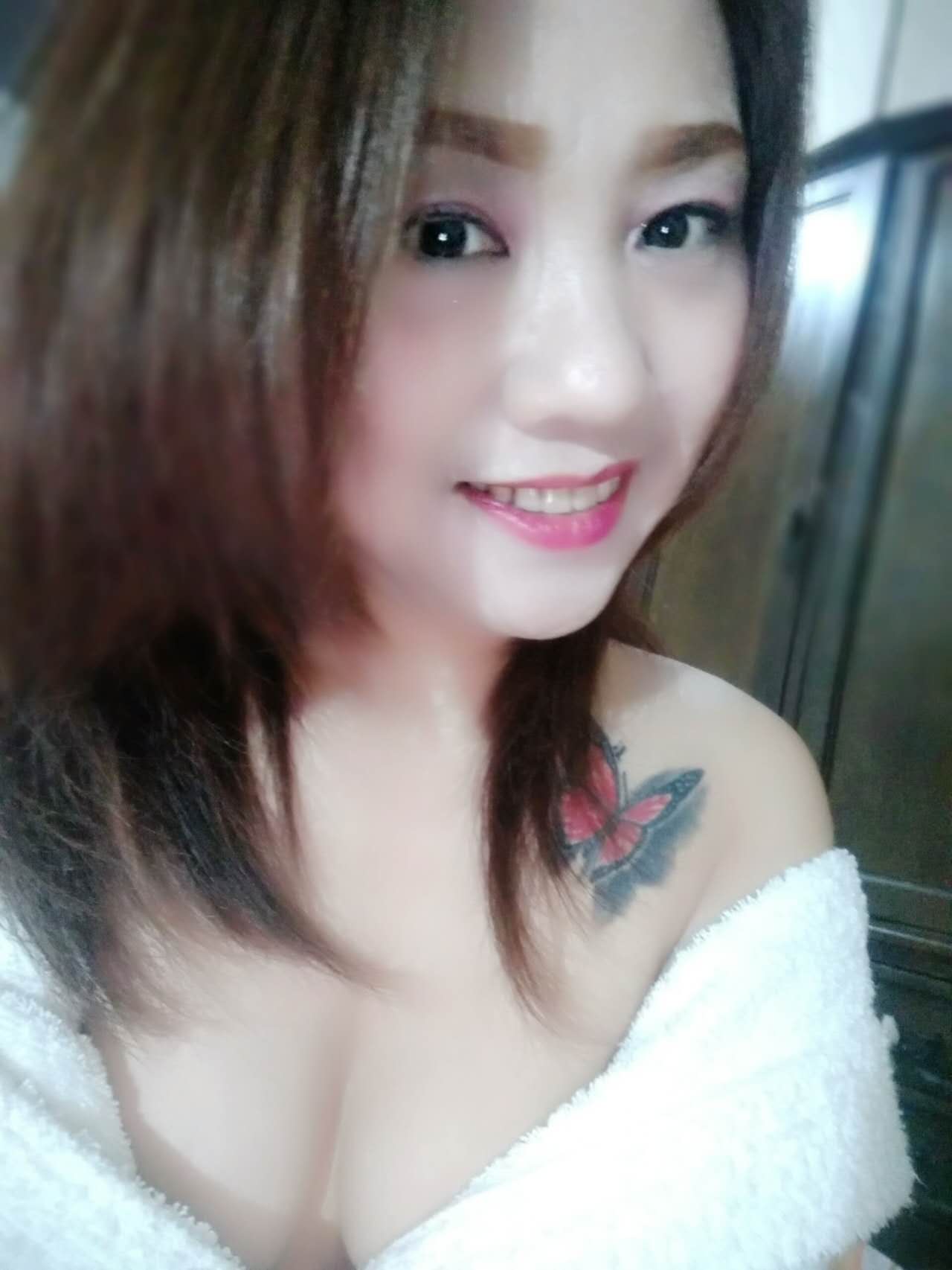 Sushi chica asiática en Girona