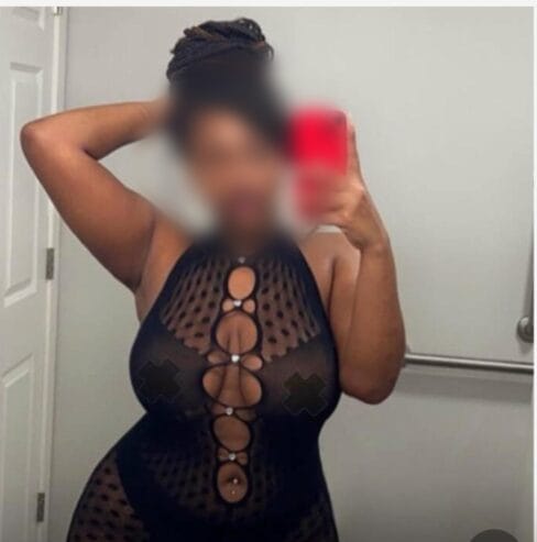 DANIELA SOY TODO LO QUE TU MENTE CUERPO DESEA