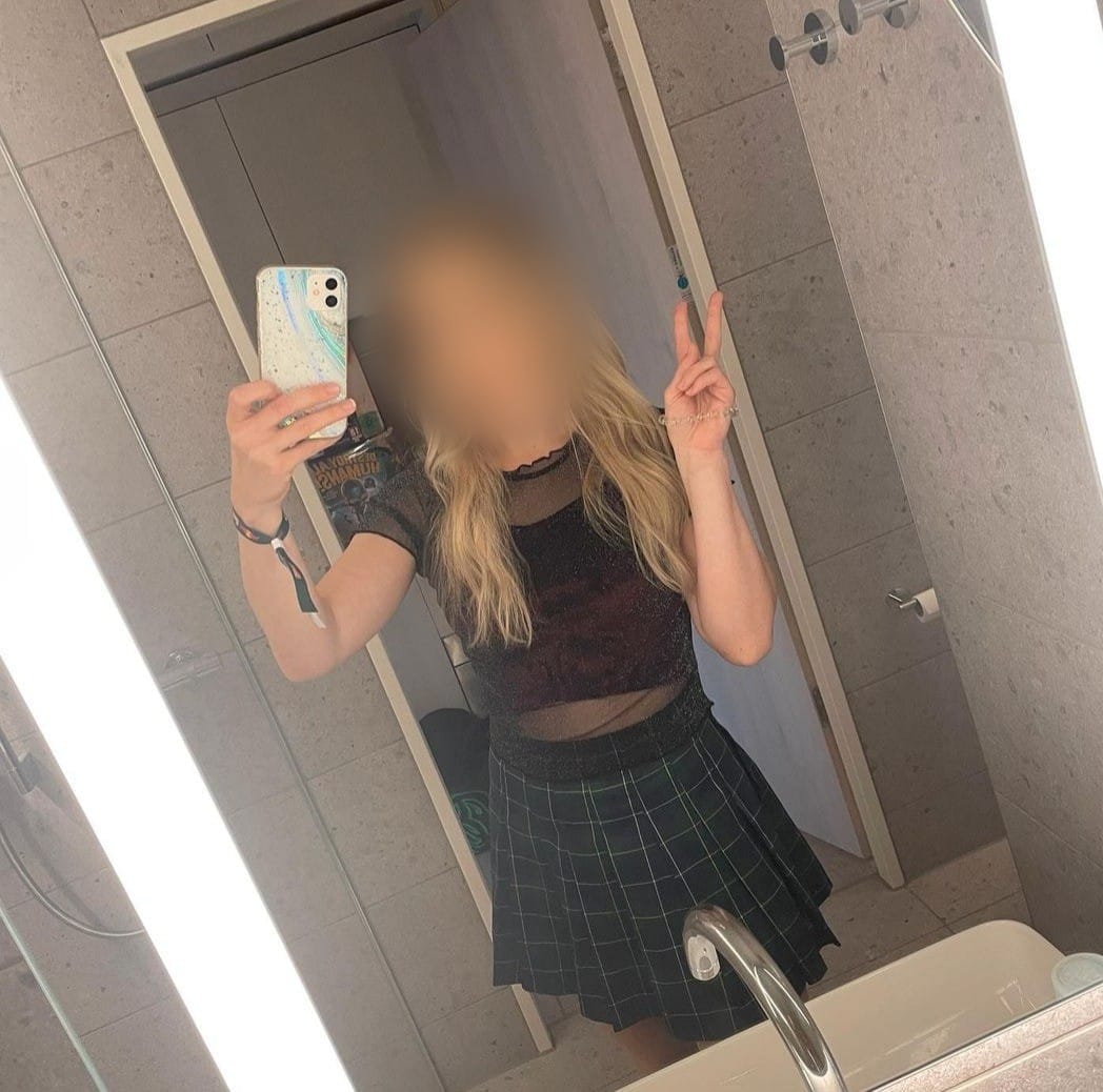 DANIELA MUY CACHONDA CON GANAS DE FOLLAR