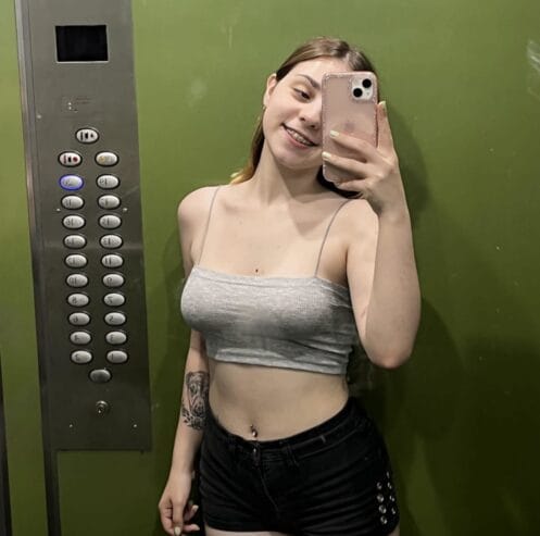 Coño cremoso corriéndose bien
