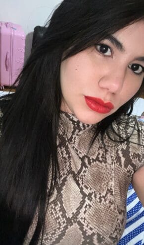 ❤️ALEJANDRA MUY CARIÑOSA EN SAN SEBASTIAN DONOSTIA