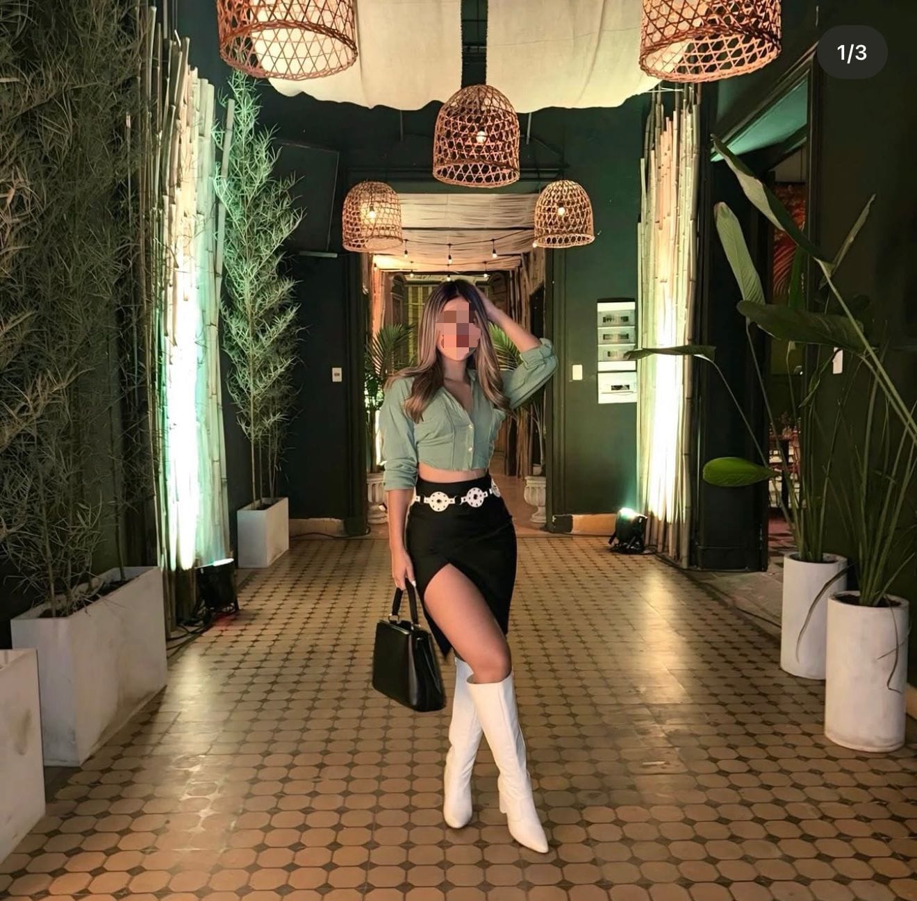 ARDIENTE Y EXHUBERANTE, JOVENCITA EN RONDA!