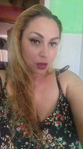 Martha española morboso cariñosa muy complaciente