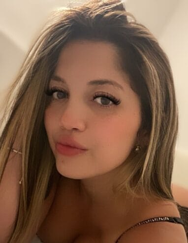 CLOE JOVENCITA SIN ENGAÑOS EN BENIDORM, ALICANTE