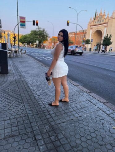 SOFIA DIVERTIDA ATRACTIVA CON GANAS DE CONOCERTE