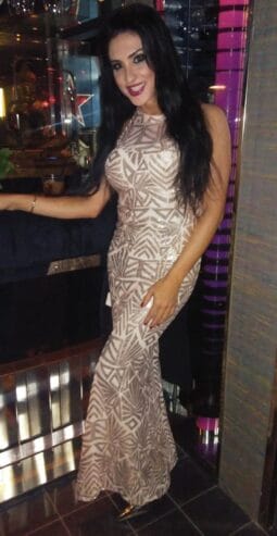 chica trans especialista en masajes placenteros