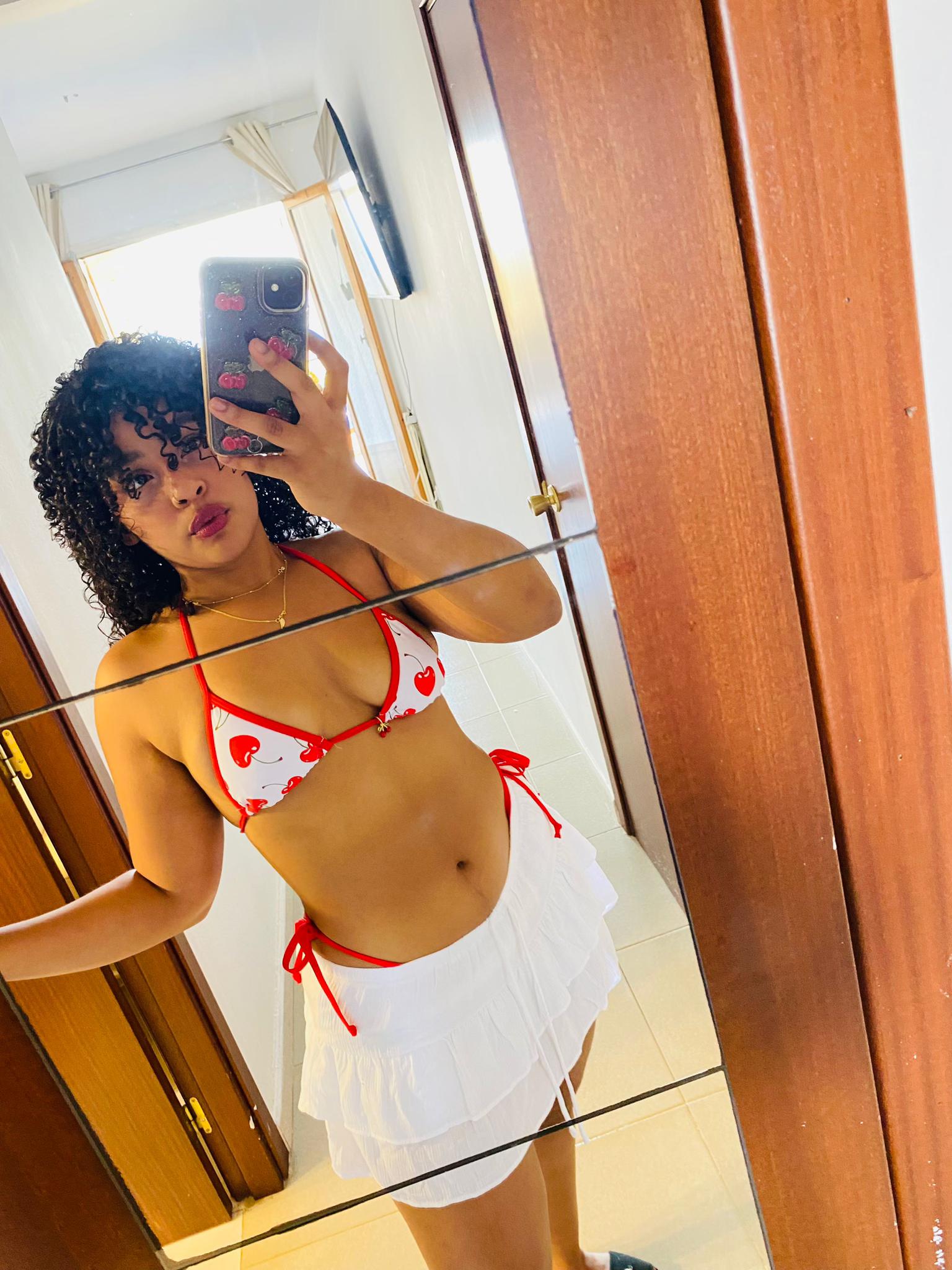 LATINA MELOSA Y CARIÑOSA EN TARRAGONA! 24h