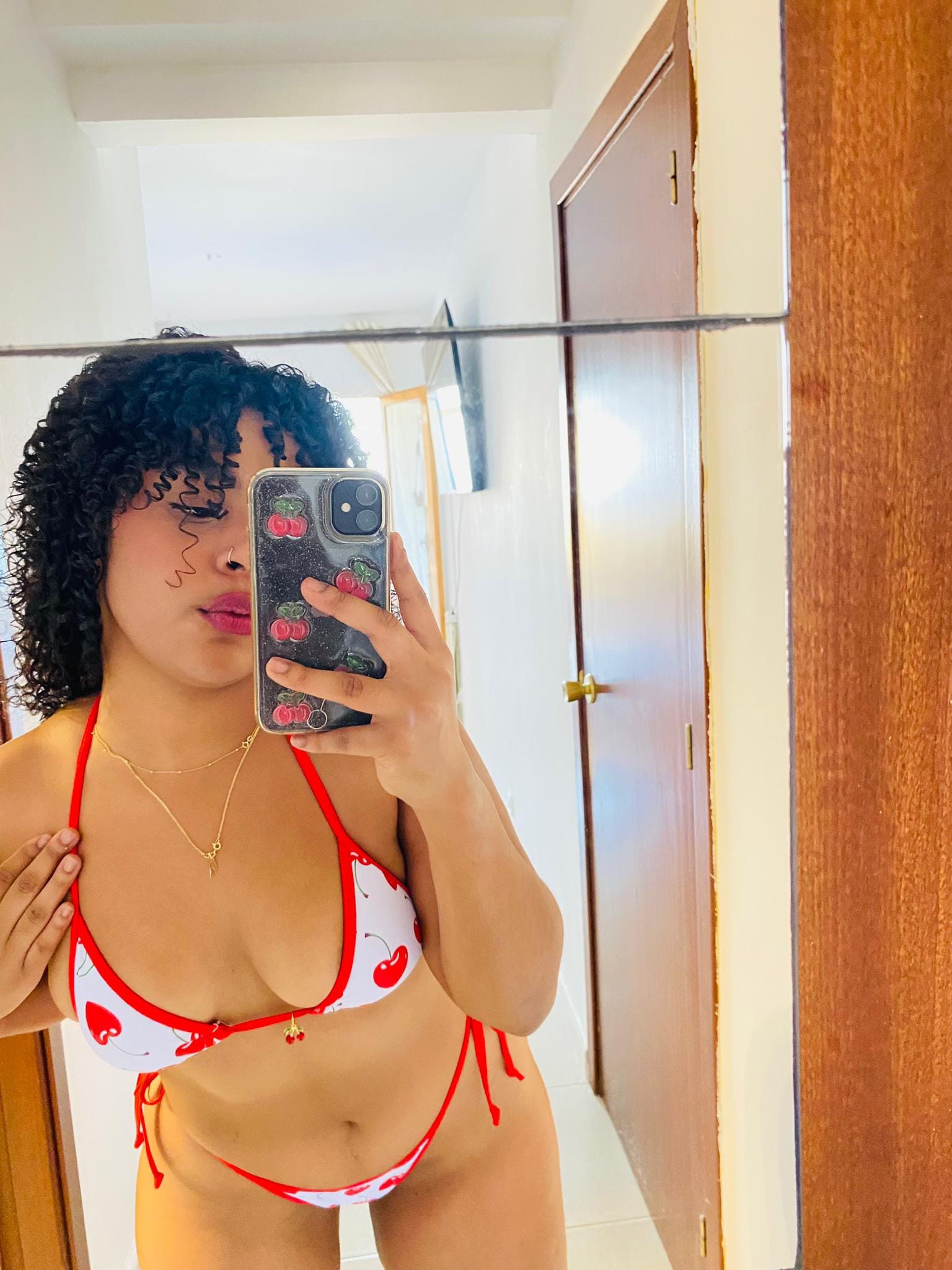 LATINA MELOSA Y CARIÑOSA EN TARRAGONA! 24h