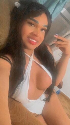 DESCUBREME SOY NICOL TRANS FEMENINA Y CARIÑOSA