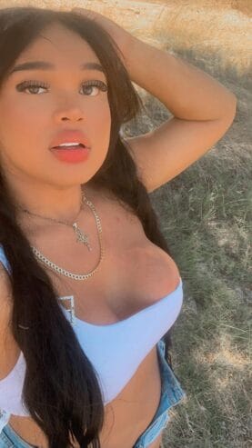 DESCUBREME SOY NICOL TRANS FEMENINA Y CARIÑOSA
