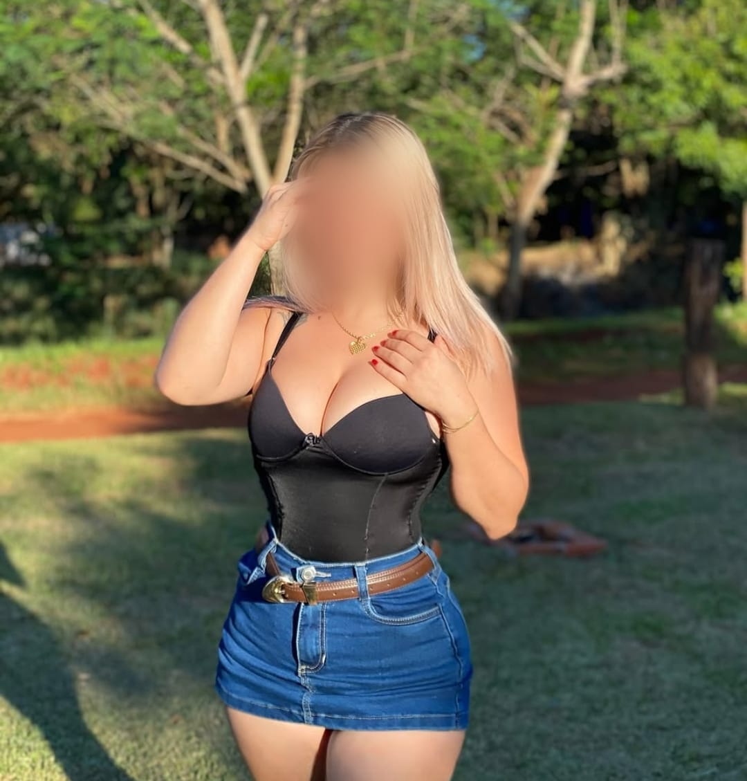 Mis pechos, tu debilidad