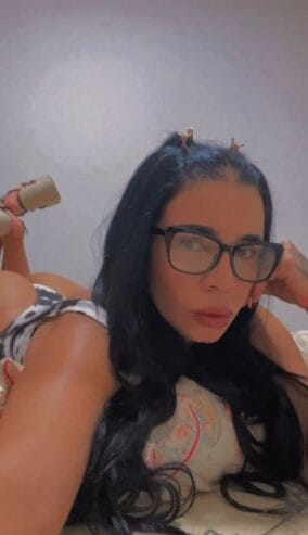 SARA SEXY COLOMBIANA CON UN CUERPO DE INFARTO