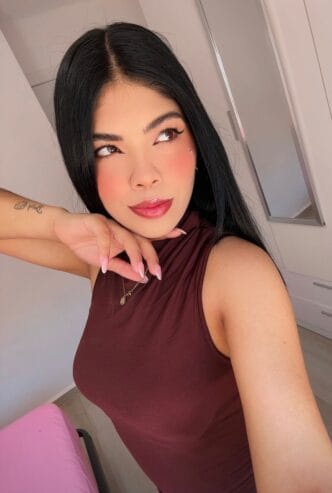 MIA ATRACTIVA TAILANDESA UNA ACOMPAÑANTE EXQUISITA