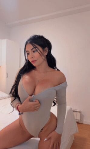 ALLISON ATREVIDA 💦 EN IBIZA TE ESPERO LLAMAME