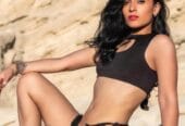 LATINA MELOSA Y CARIÑOSA EN PLAYA D’EN BOSSA