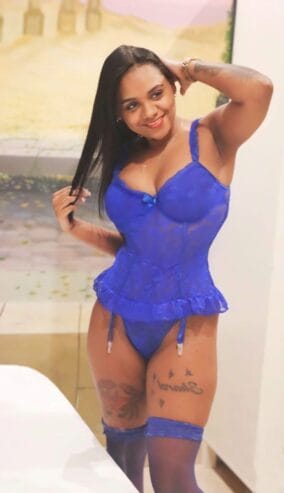 LATINA CARIÑOSA Y SENSUAL EN PONTEVEDRA! 24h
