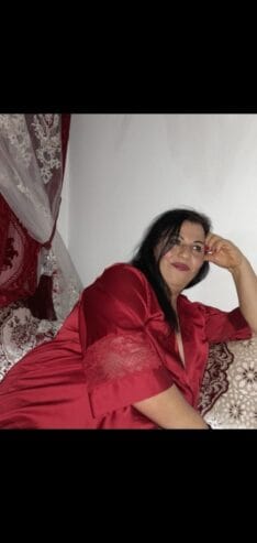 La mujer trans qué estás buscando y sin engaños! dulce y encantadora en parla