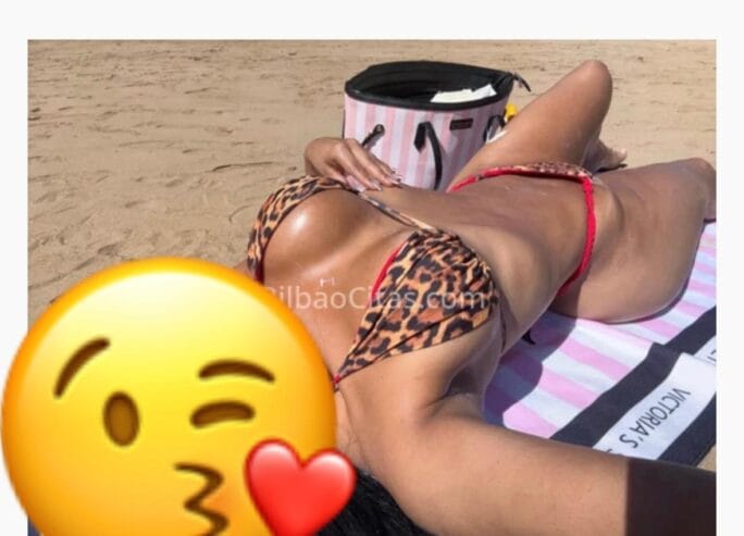 ❤️guapísima latina juguetona en Bilbao ❤️