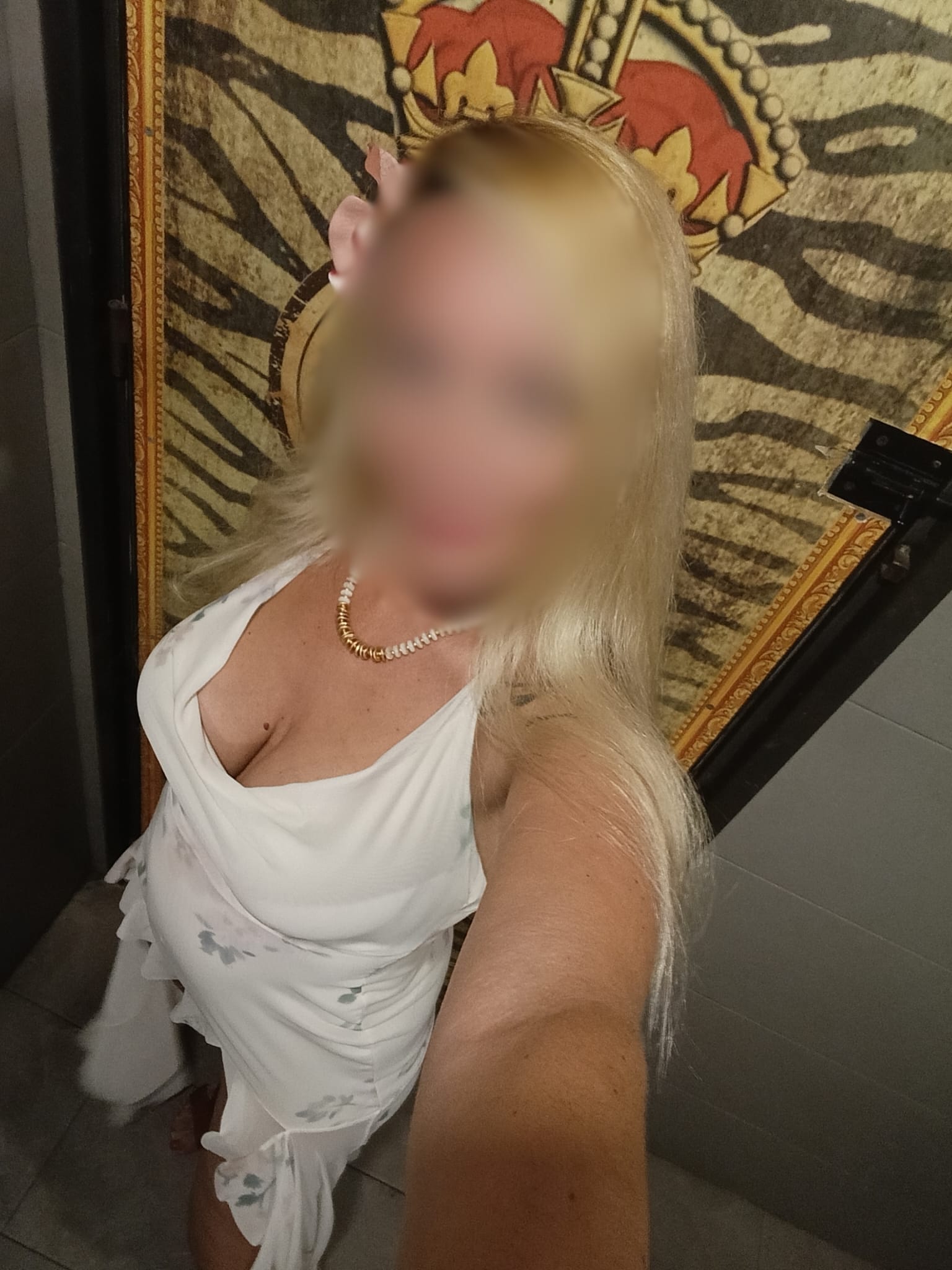 ESPAÑOLA ATREVIDA Y CON GANAS DE DISFRUTAR EN CHICLANA