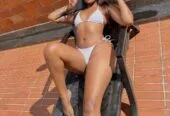 JOVEN SEXY Y TRAVIESA PRECIOSA COLOMBIANA