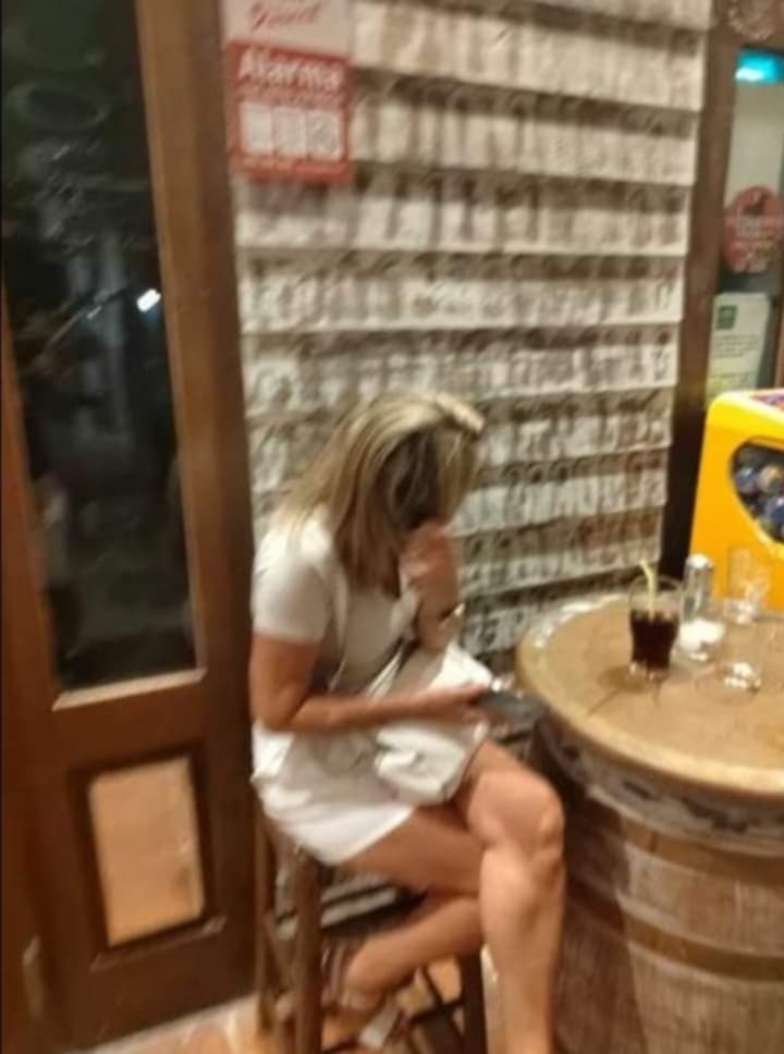 Pareja buscamos solo Mujer en Jerez