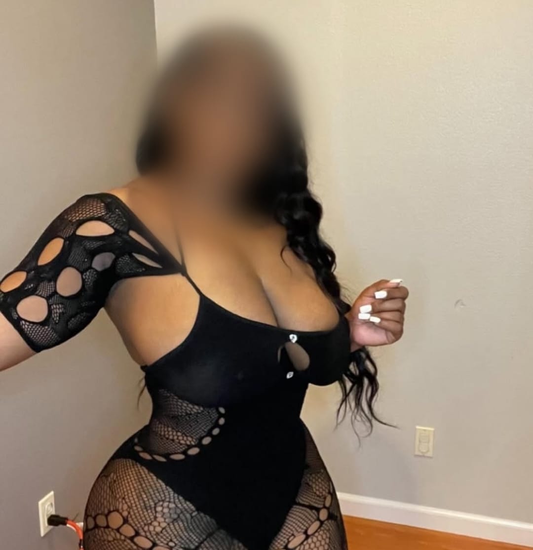 CAMILA TRAVIESA Y JUGUETONA EN PLASENCIA