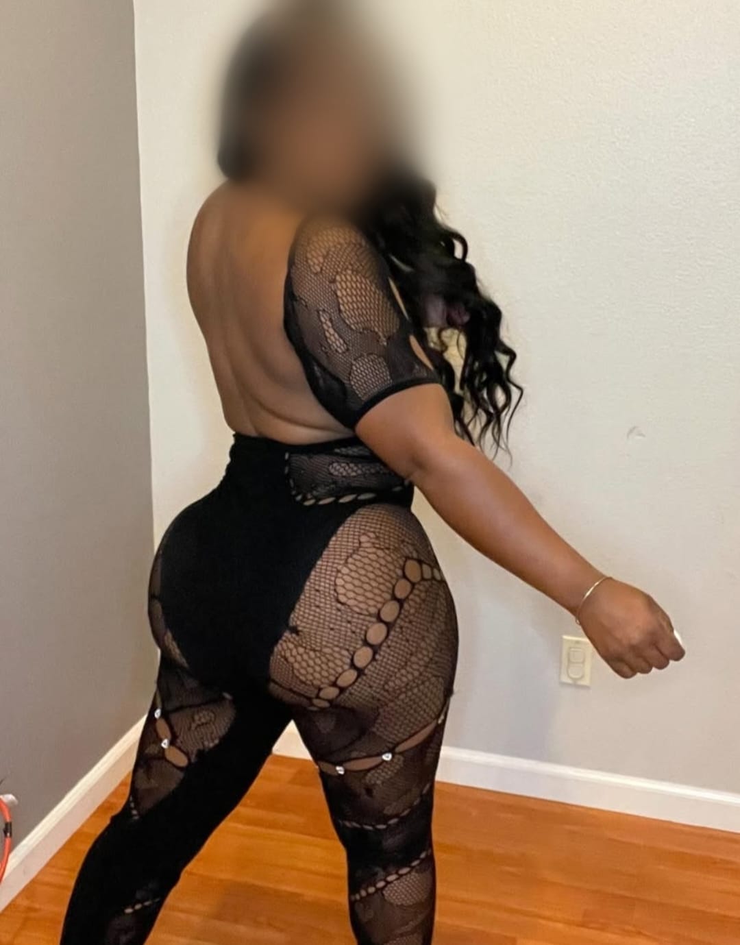 CAMILA TRAVIESA Y JUGUETONA EN PLASENCIA