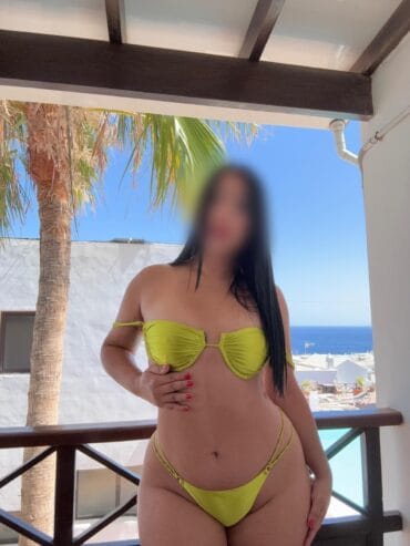 DANIELA EN ARRECIFE , AVENTURERA Y DIVERTIDA