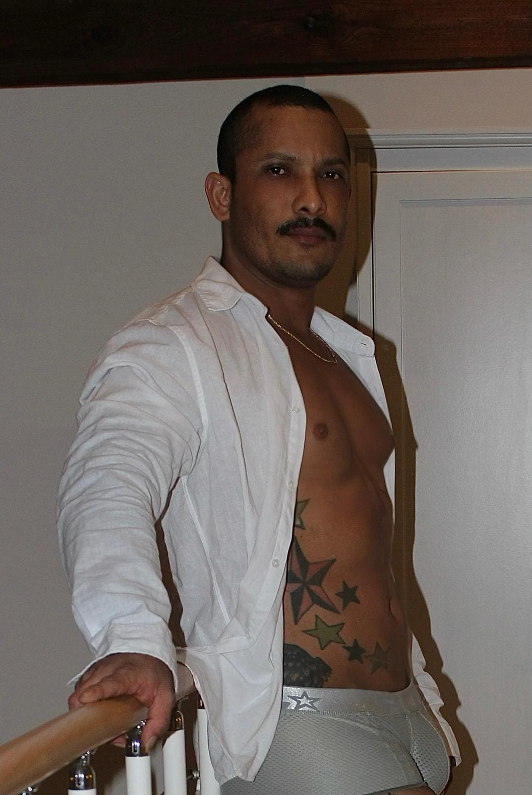 Kevin masajista profesional con sitio