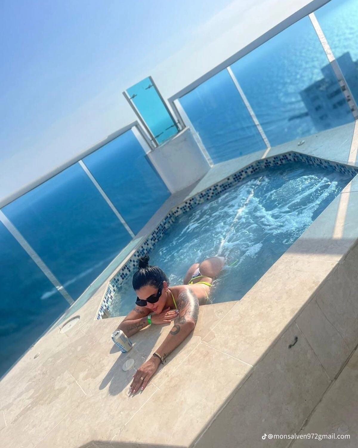 NATALIA GANAS DE JUGAR EN BARAÑAIN PAMPLONA