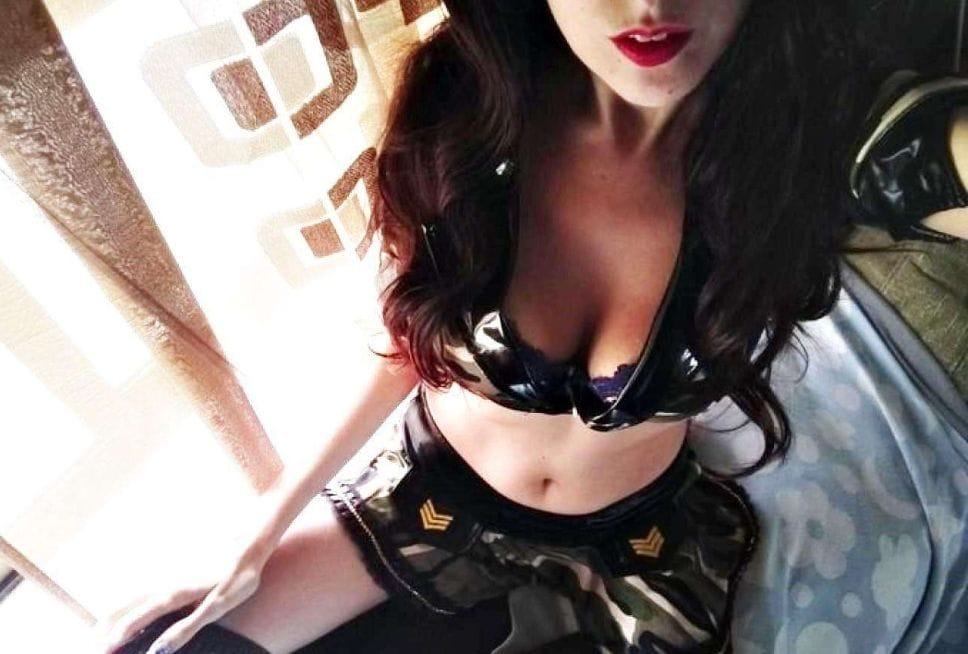 Gracedove, chica divertida en www.futurcams.com