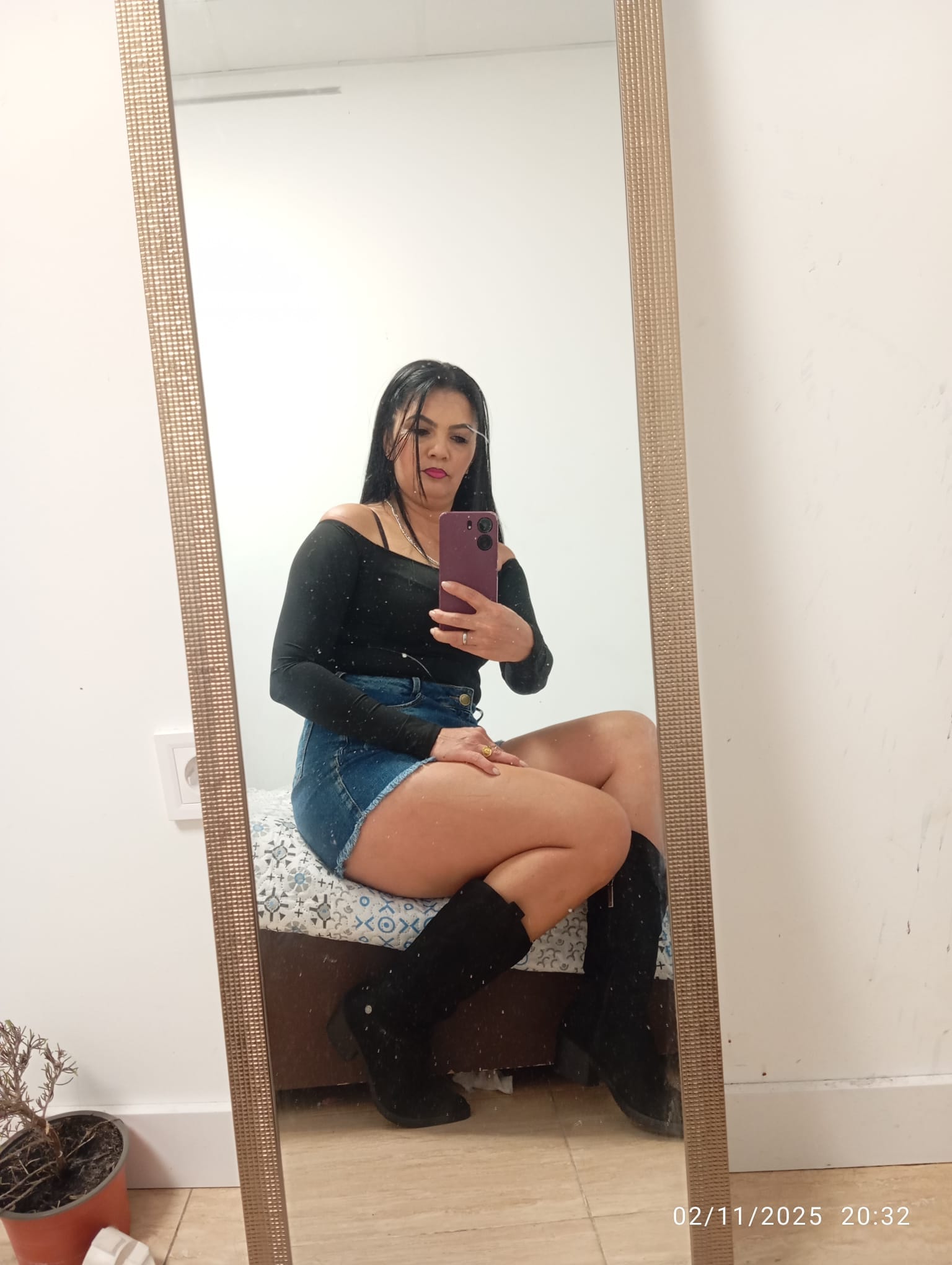 LATINA JOVENCITA NUEVA EN VALENCIA 24H