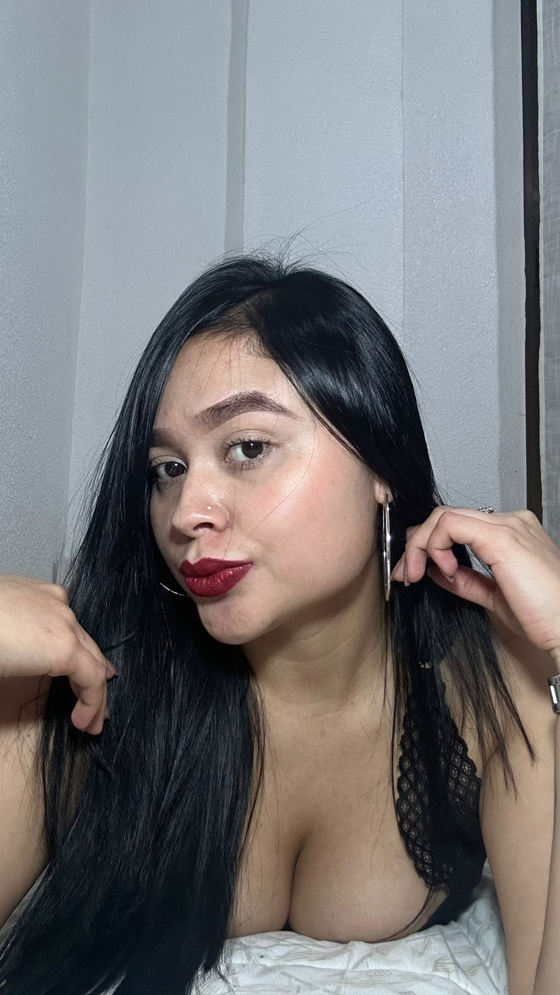 ARDIENTE JOVENCITA LATINA EN YECLA! 24H