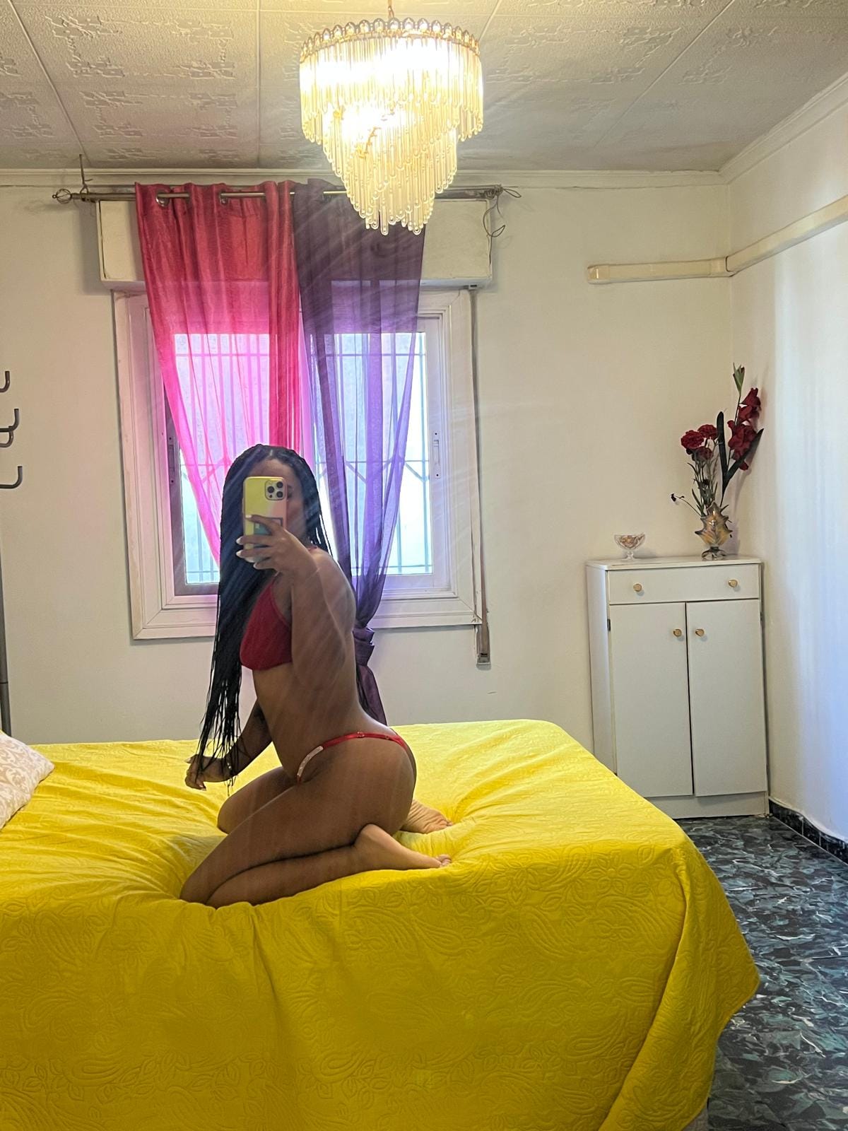 KARLA, JOVEN ATRACTIVA Y CARIÑOSA NUEVA EN ELDA