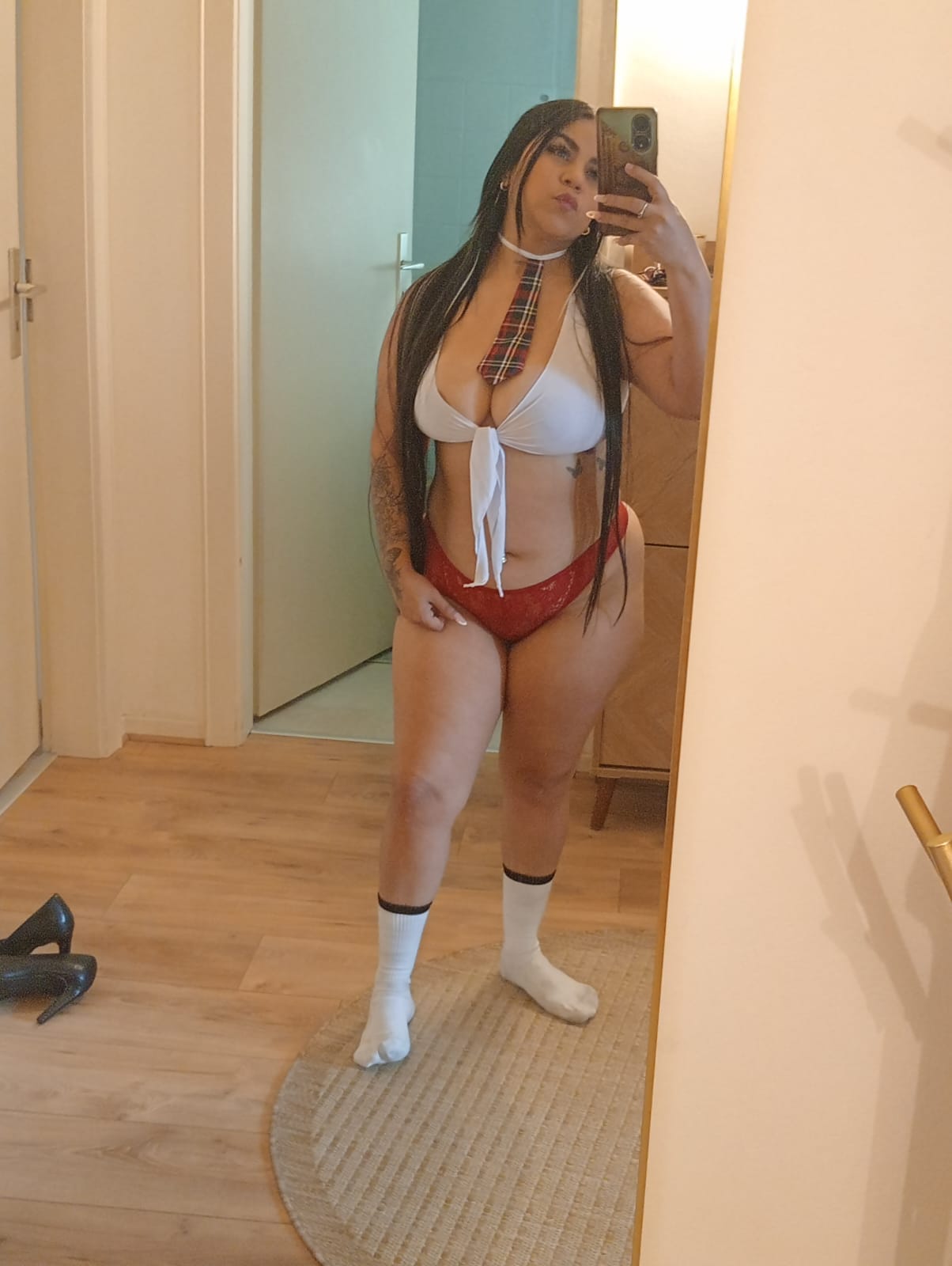 LATINA INDEPENDIENTE ARDIENTE COMPLETA ZARAGOZA!