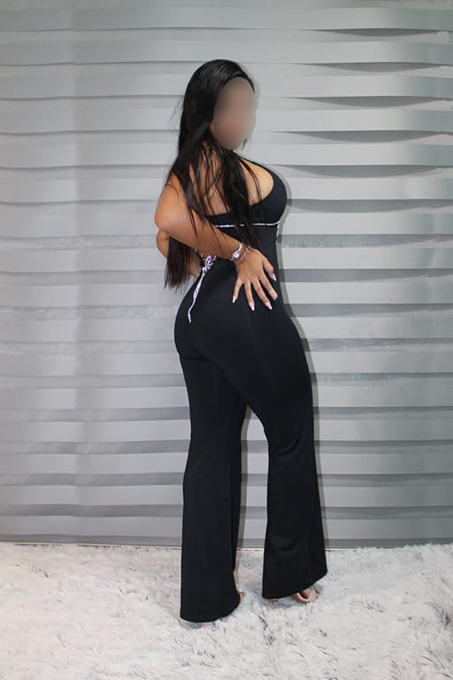 La masajista preciosa, Valentina 24H