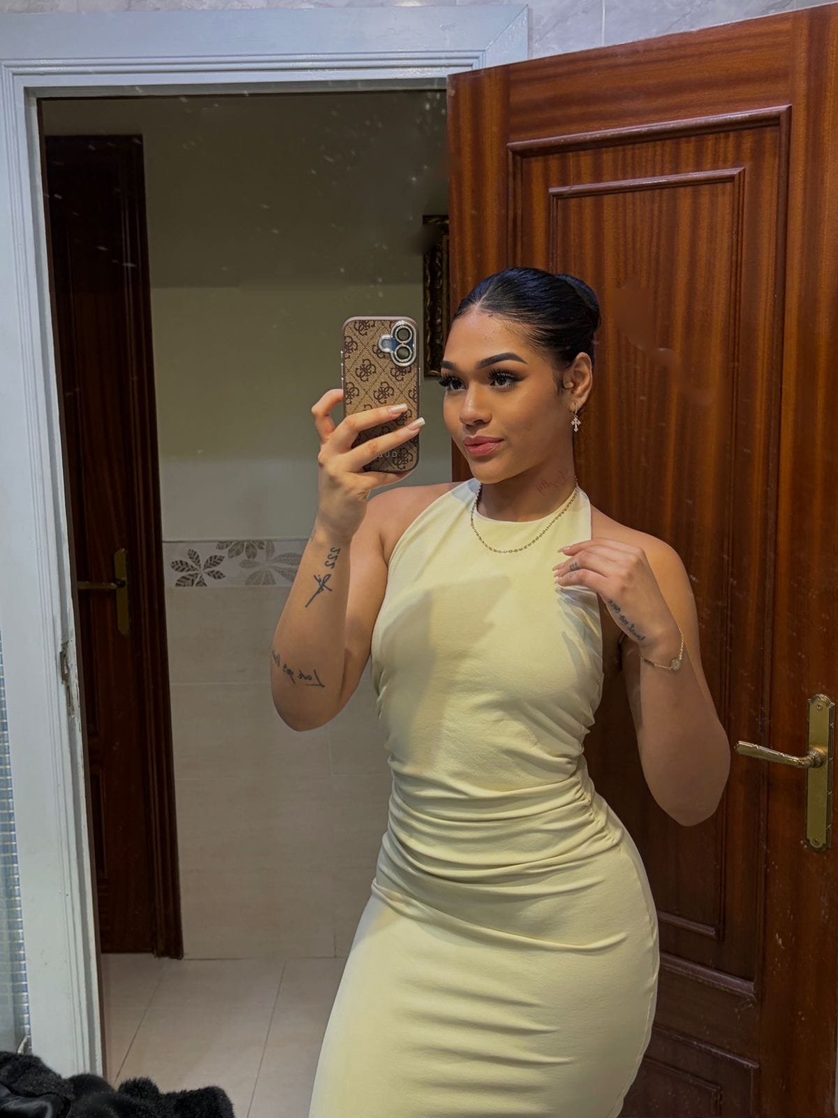 JOVENCITA CACHONDA SANTA CRUZ DE TENERIFE