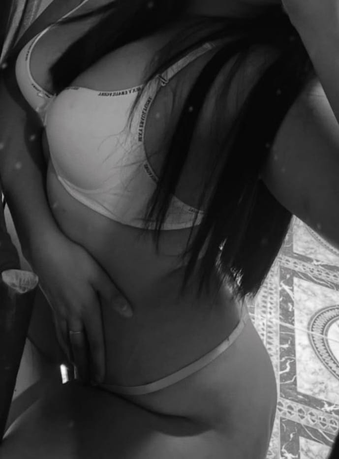 LATINA GUAPA NUEVA EN TORRE DEL MAR! 24H