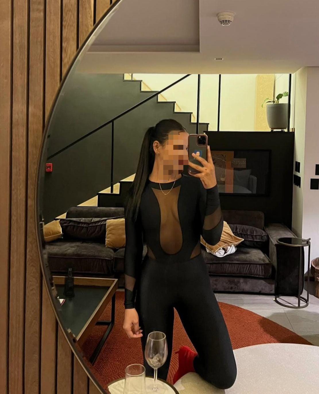 JOVENCITA LATINA FIESTERA A TOPE! 24H! LEON